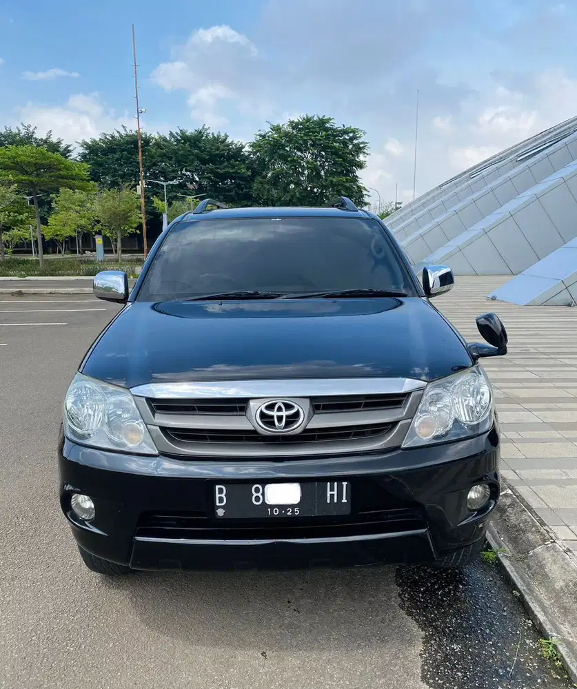 Toyota Fortuner 2005 Bensin