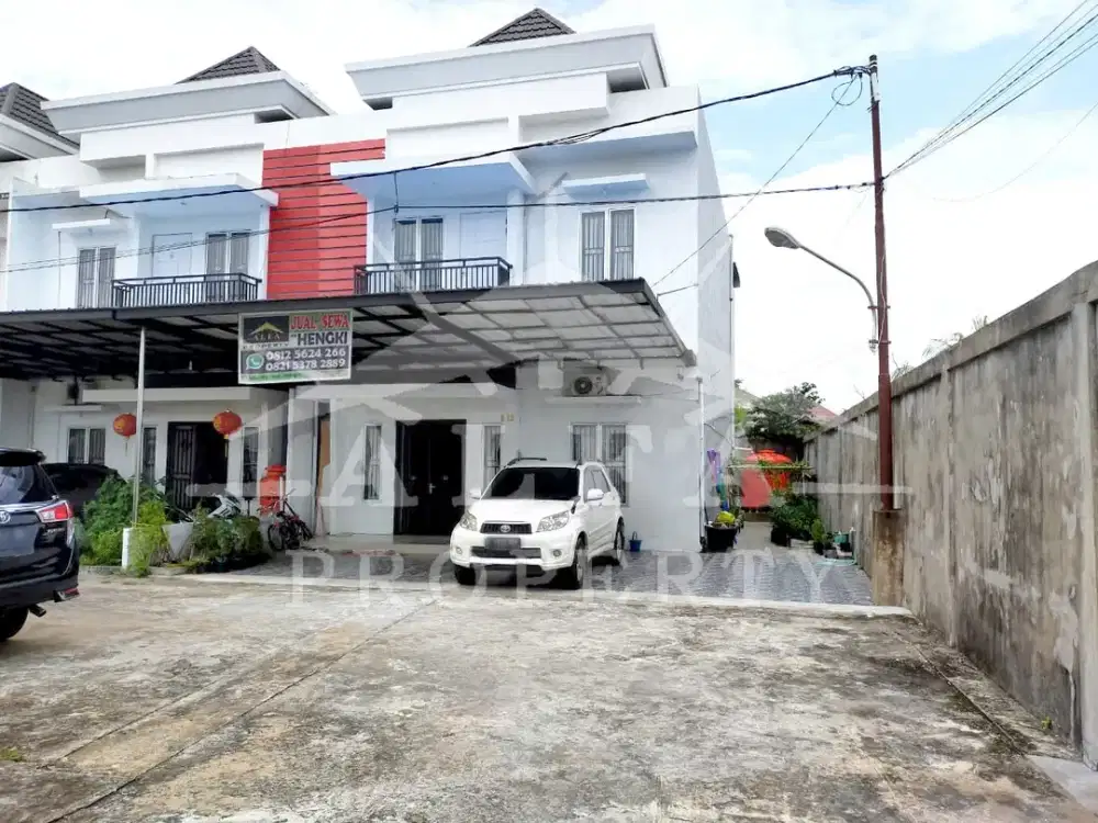 Jual Sewa Rumah 2 Lantai Posisi Hook Siap Huni Kawasan Bebas Banjir