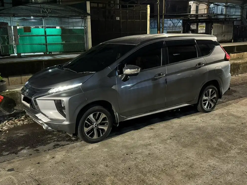 Xpander Ultimate 2018/2017 km 60rb pajak panjang 1 tahun tgn pertama