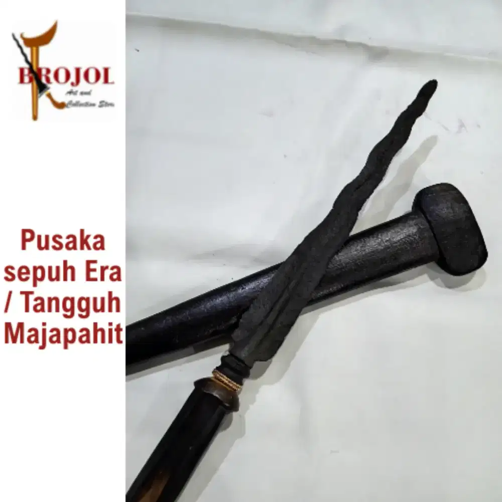 Pusaka Sepuh Tmbk Korowelang wingit era Majapahit