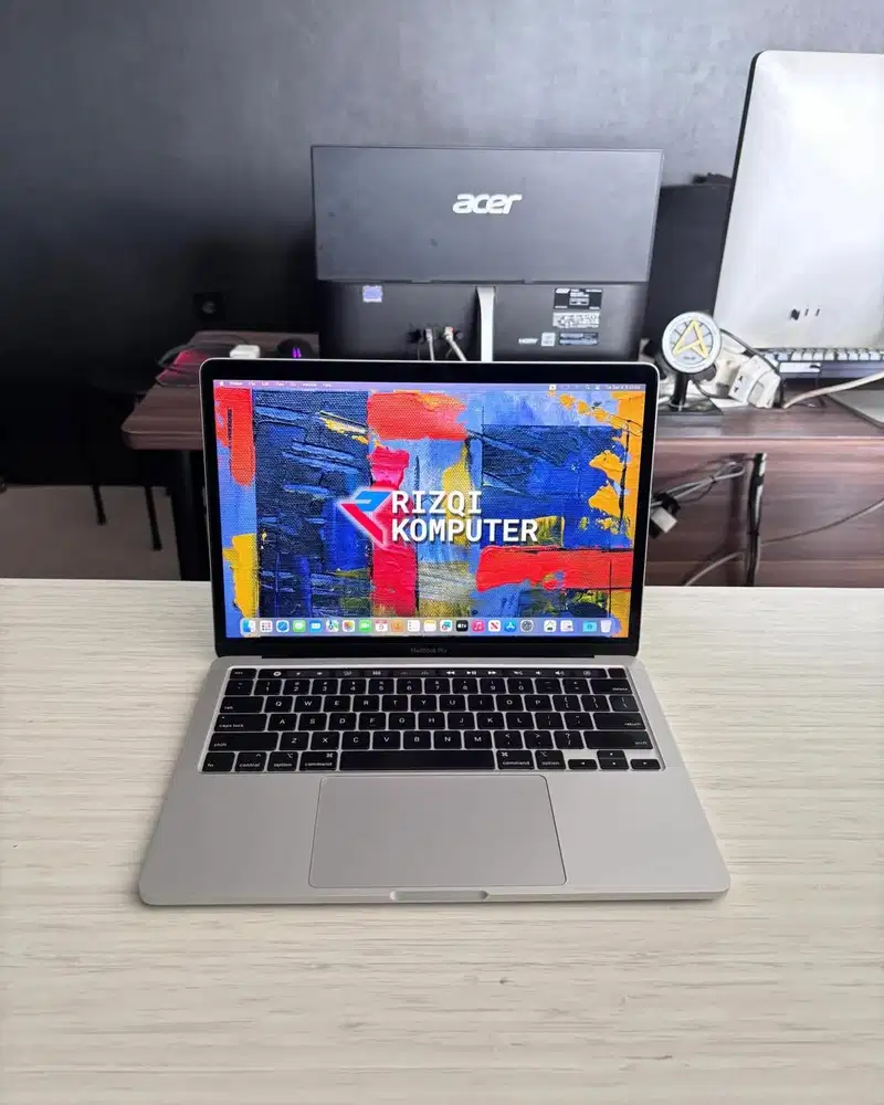 MacBook Pro i5 2020 Touchbar (Second bergaransi)