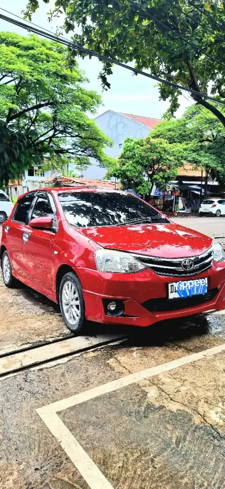 Etios Valco G MT 2015