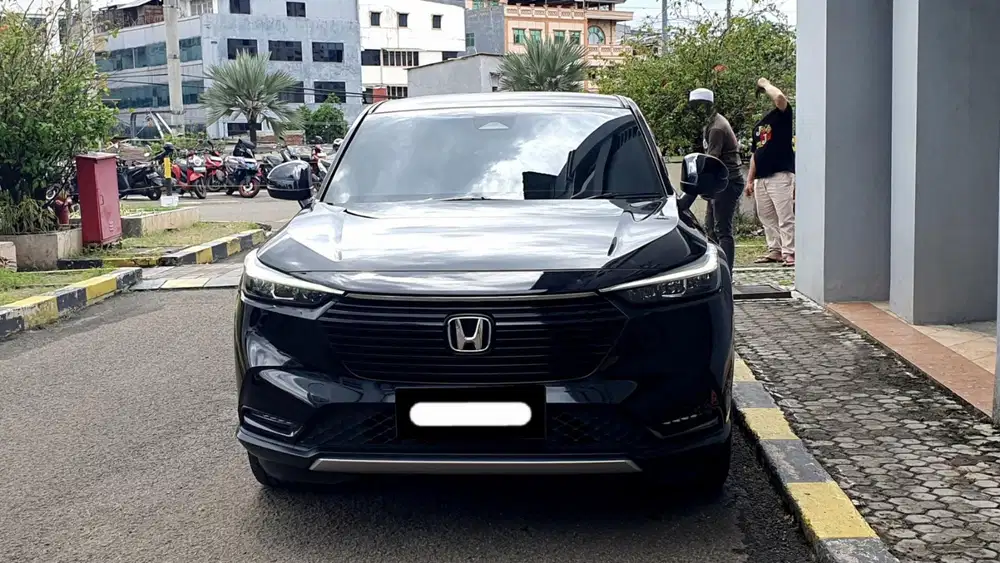 Honda hrv se sensing 2025 hitam
