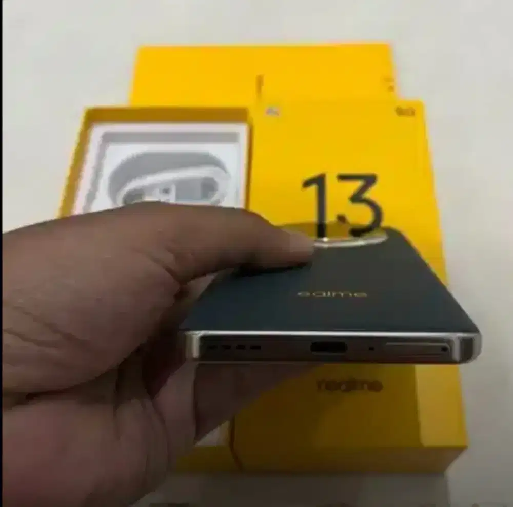 Realme 13 ram8/128