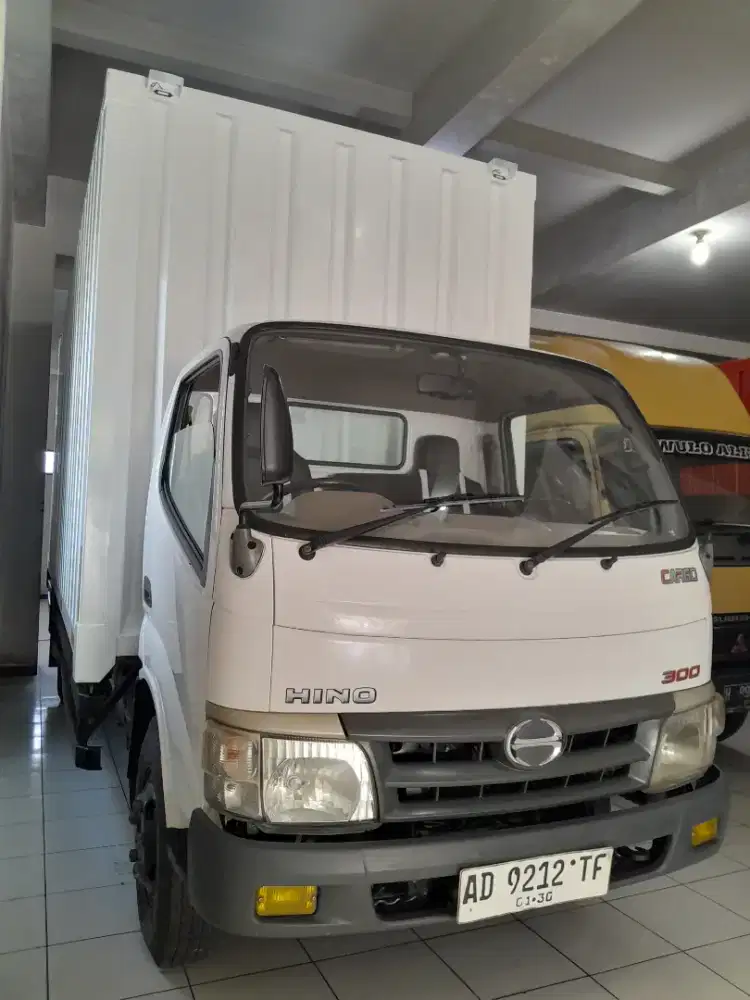 Hino Dutro 130 HD L XTRALONG BOX