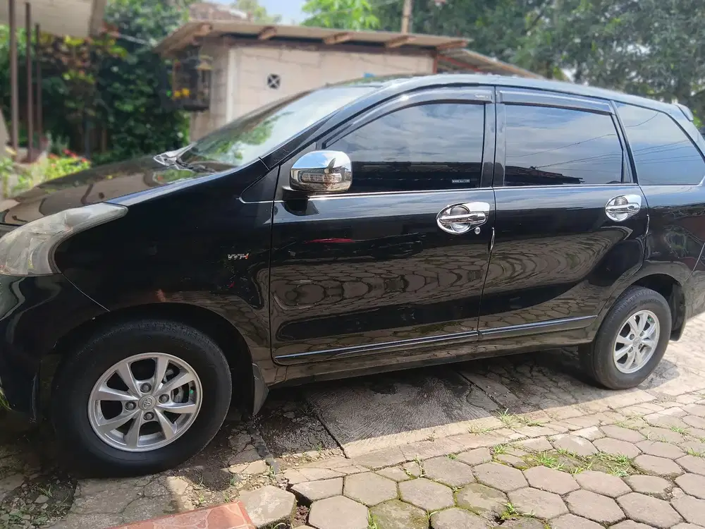 Toyota Avanza 2012 Bensin