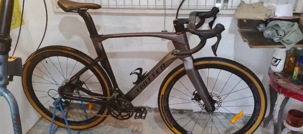 Gravel Twitter v2 carbone