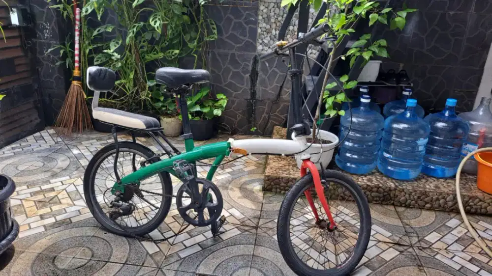 SEPEDA LIPAT GENIO 20 INCH