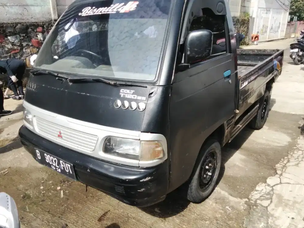 Mitsubishi colt T120SS