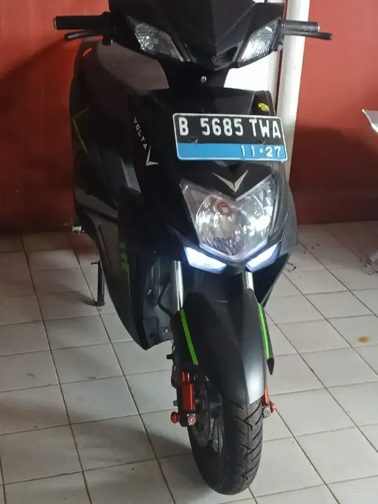 Motor Listrik Volta 401 Automatic KM 57 seperti baru jarang pakai.