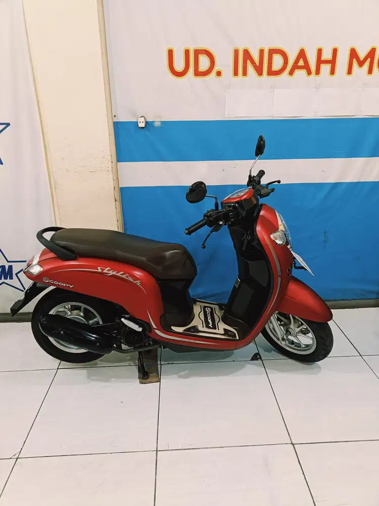 Plat W HONDA SCOOPY ESP STYLISH ECO 2019 BISA KREDIT TENOR MAX 3TH