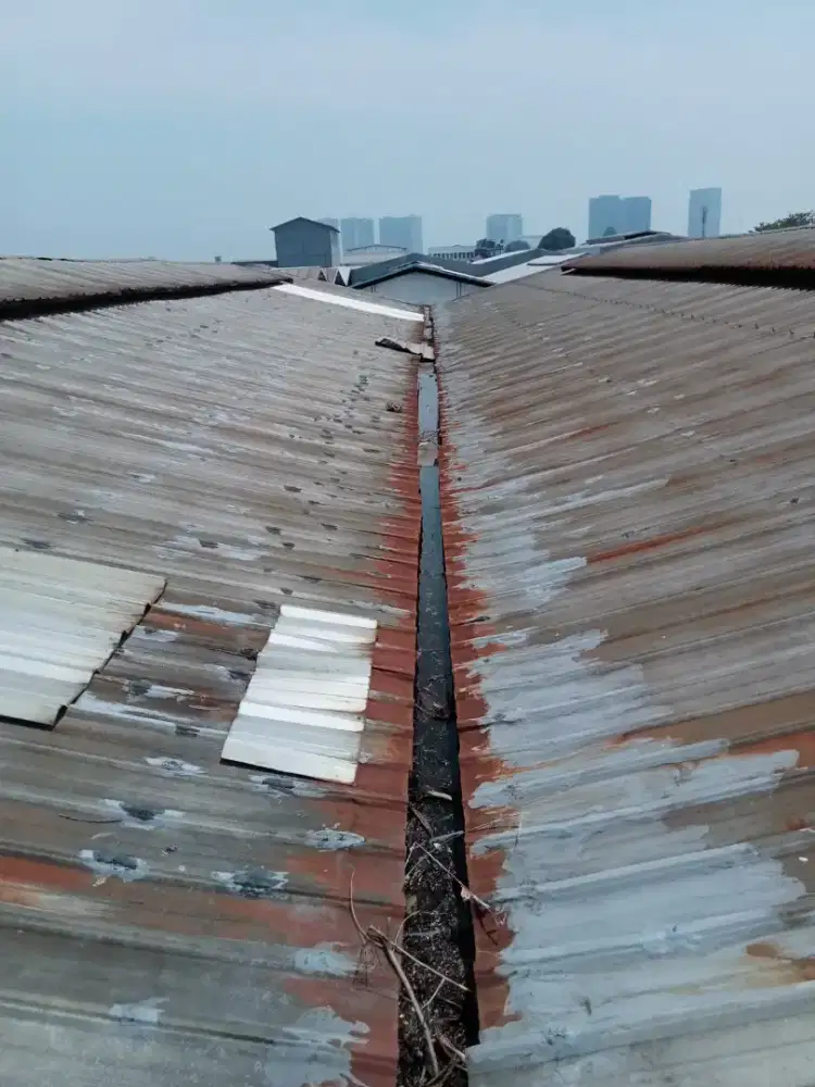 Tukang atap bocor, tukang bagunan, talang air plafon rembes kanopi dll