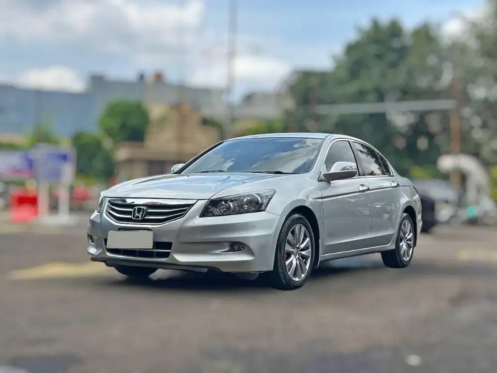 Jual Cepat : Honda Accord 2.4 VTI-L AT 2012 Abu Muda Metalik Record