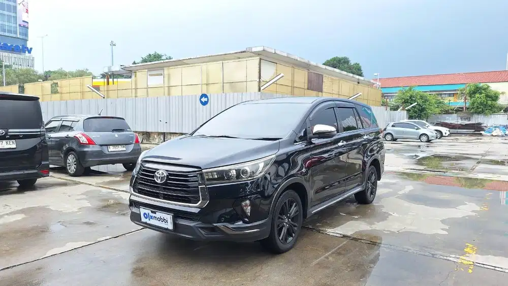 Pajak Panjang - Toyota Kijang Innova 2.0 Venturer Bensin-AT 2019