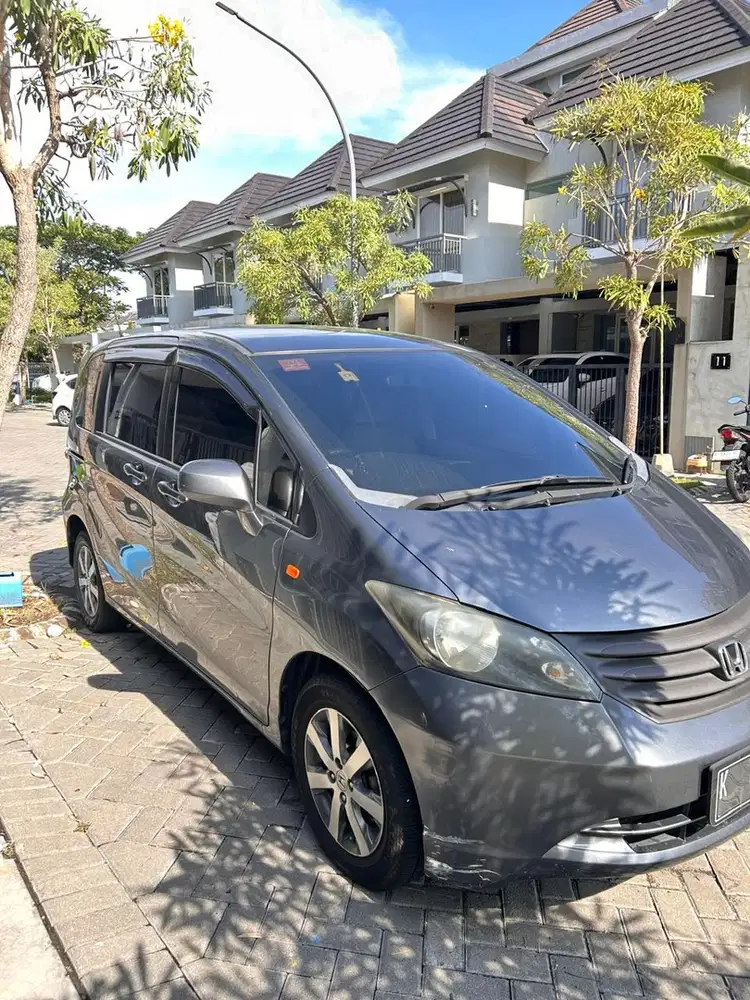 Honda Freed 2010 Bensin