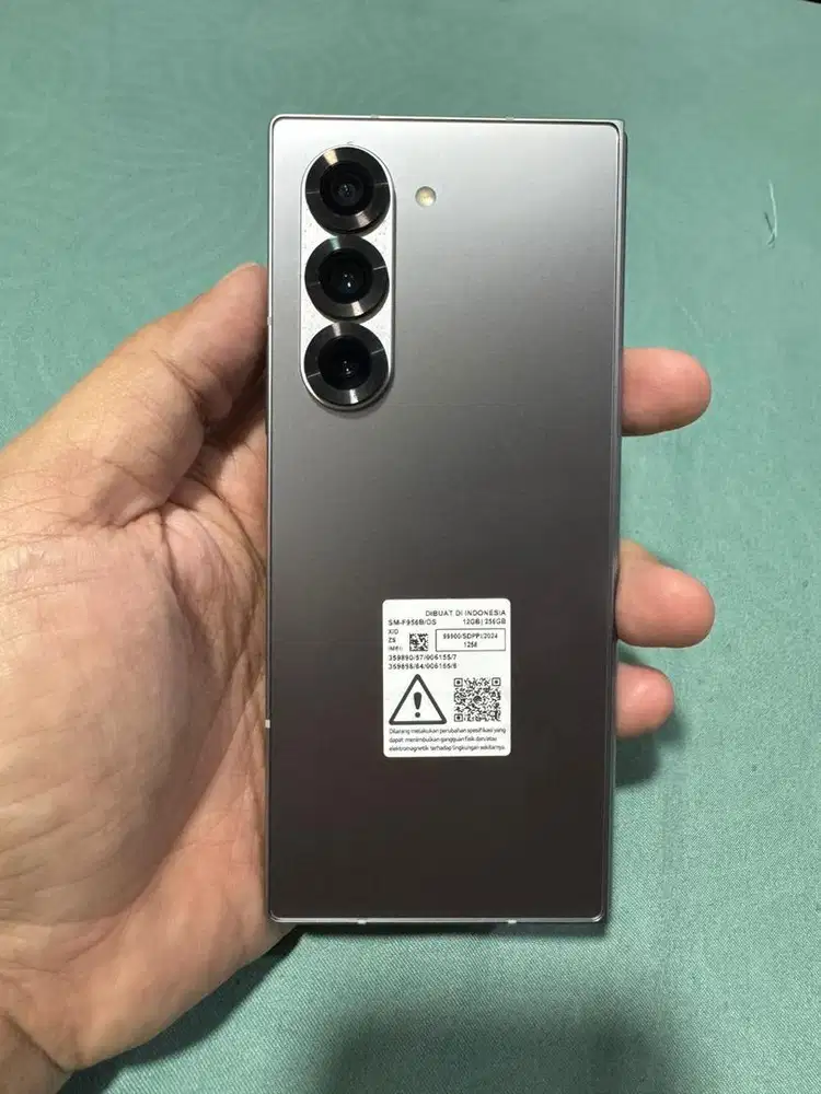 Samsung z fold 6 12/256