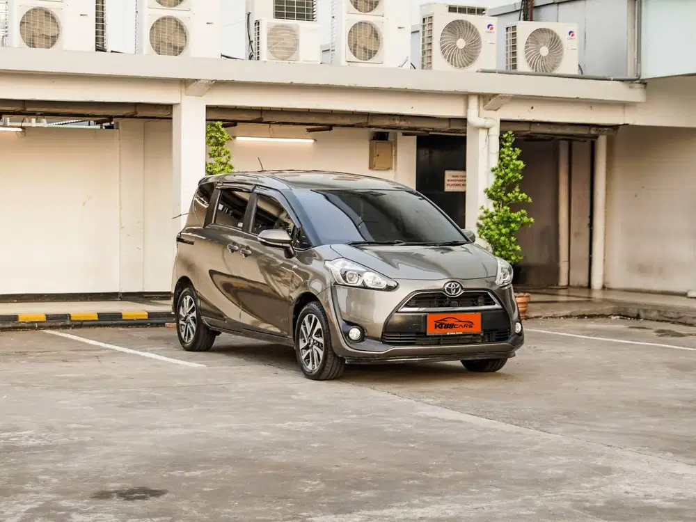 TOYOTA SIENTA 1.5 V MT 2017