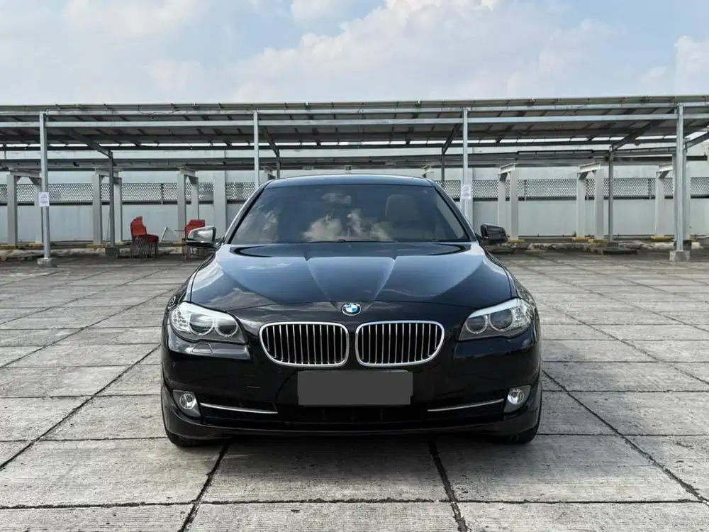 BMW 528I LUX 2012