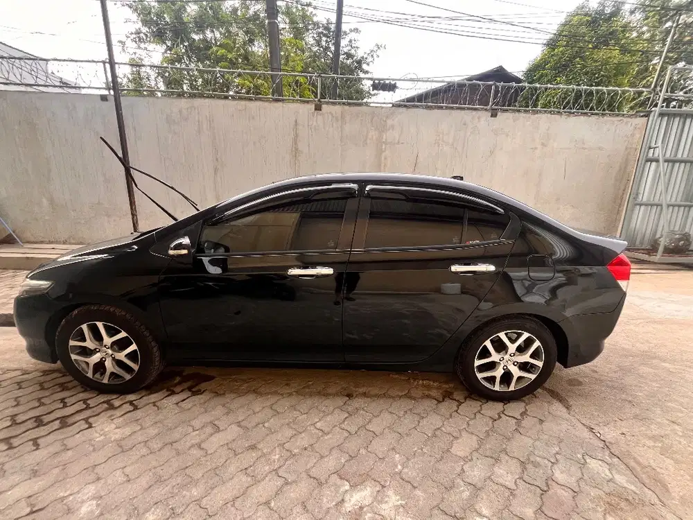 Honda city E/AT 2009