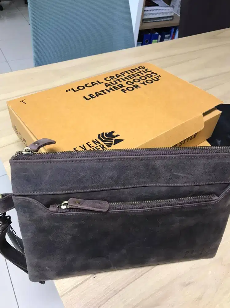 Murah, Jual Bundling Tas Kulit, Headphone, Tumbler dll