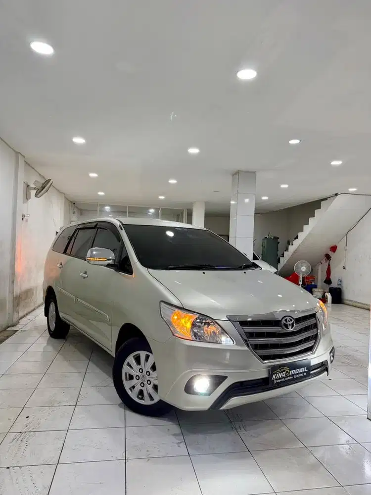 [DP40jt]Toyota Kijang Innova 2.5 G matic Tahun 2014 Diesel