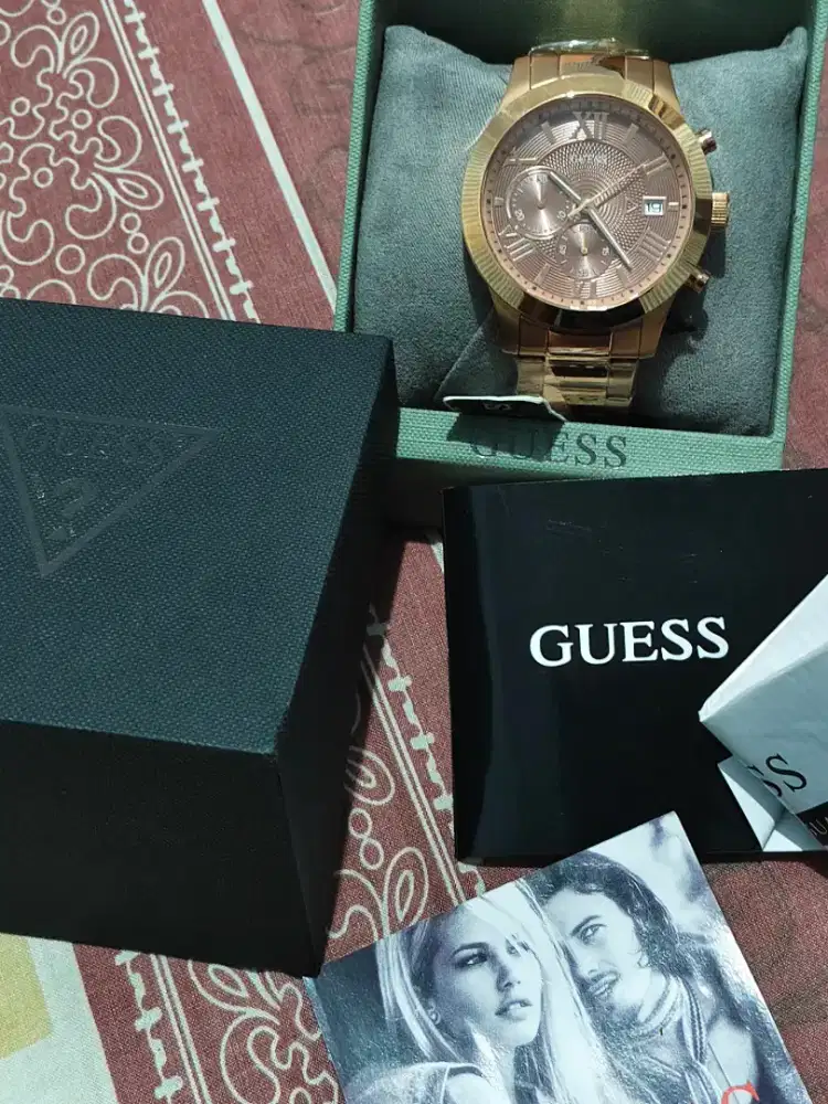Jam Tangan Guess