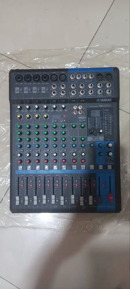 Jual mixer Yamaha MG 12 XU  (12 chanel) Original Yamaha
