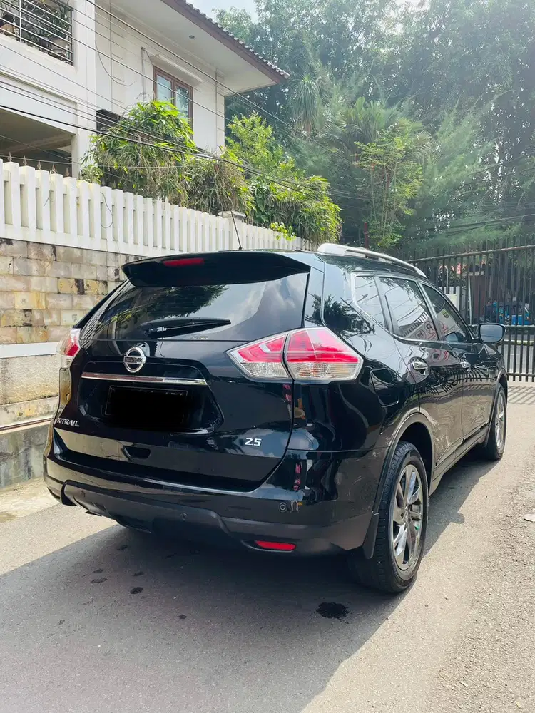 Nissan X-Trail 2015 Bensin