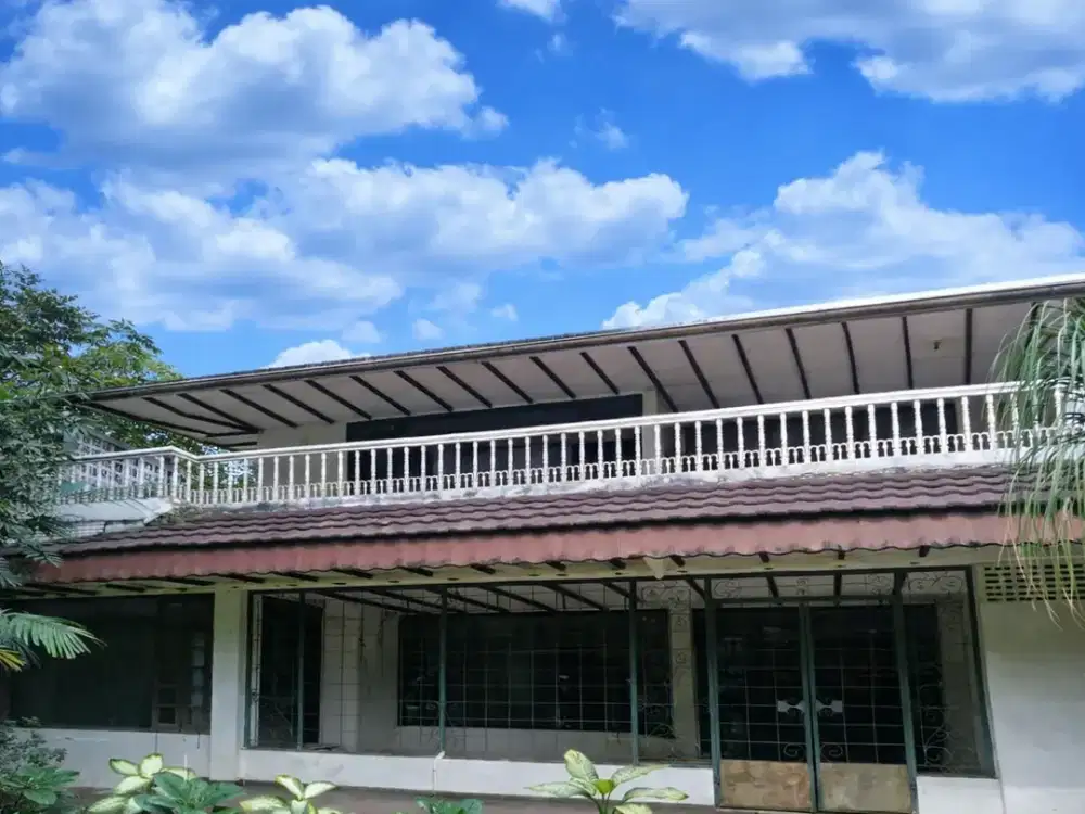 DIJUAL RUMAH HITUNG TANAH PREMIUM – KEMANG, JAKARTA SELATAN