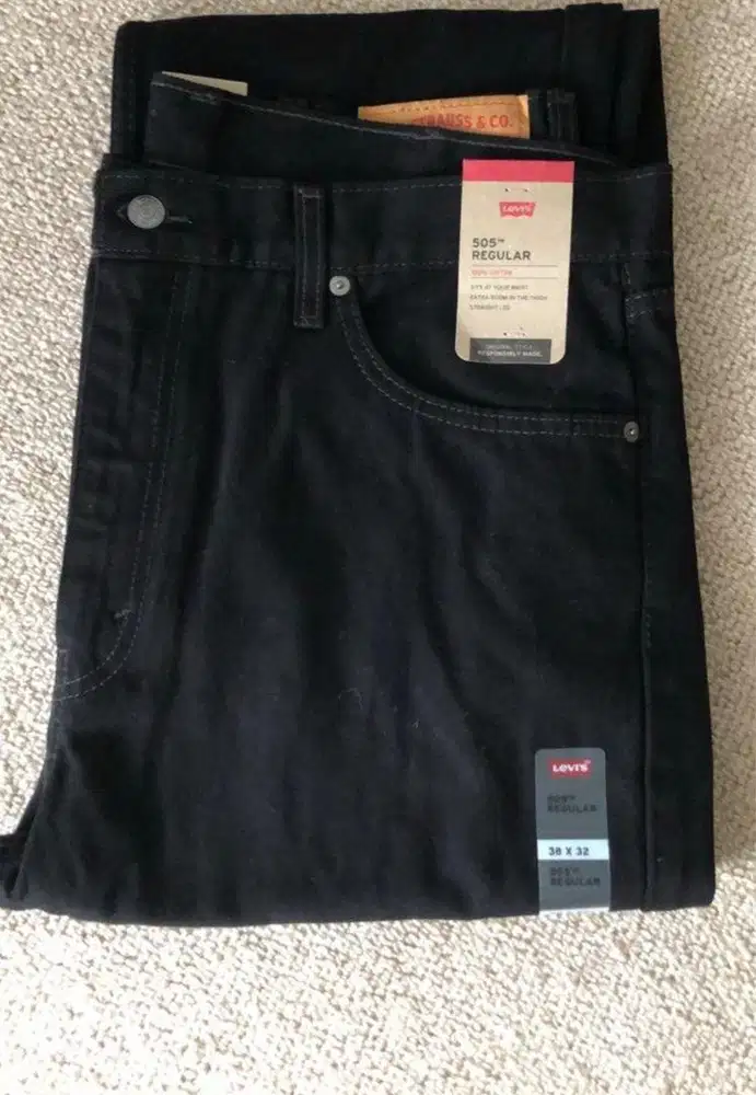Di jual Celana Levis 505 Men size 38