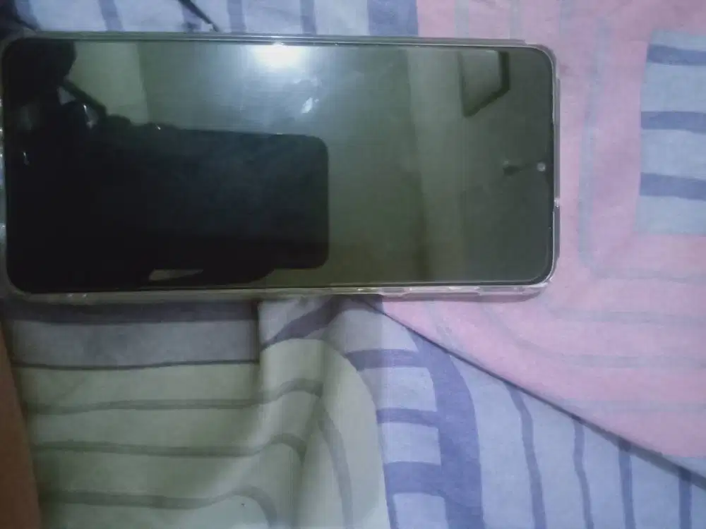 Di jual hp Samsung A12 barang masih mulus