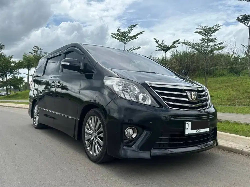 km 70000 TOYOTA ALPHARD 2014 2,4 S A/T akhir Golden Eyes antik