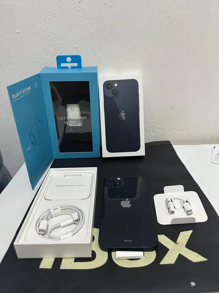 IPHONE 13 128GB ibox bh 100 garansi belum aktif