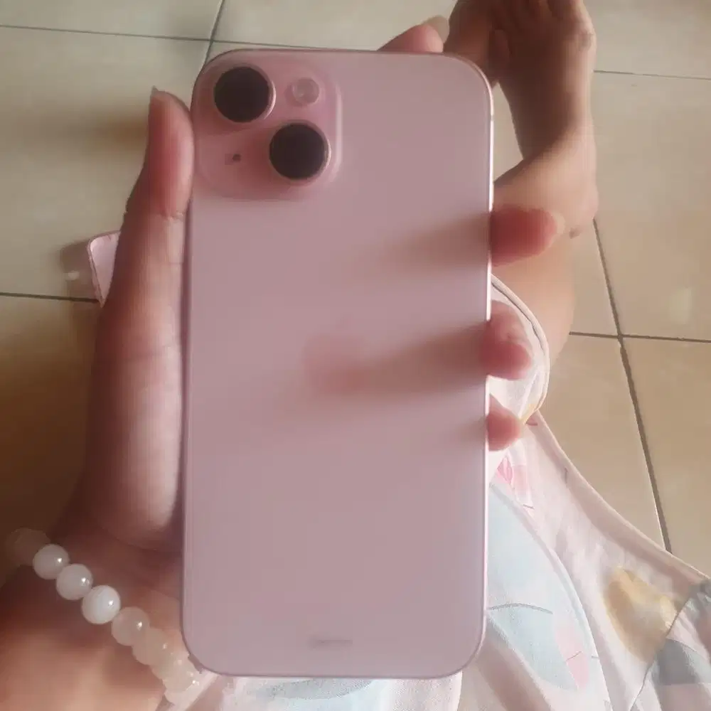 Iphone 15 Pink/128GB, mulus 99.9%, garansi resmi