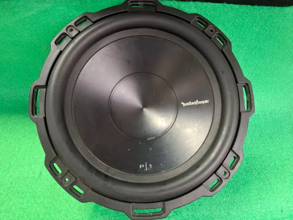 Subwoper rockford P/1