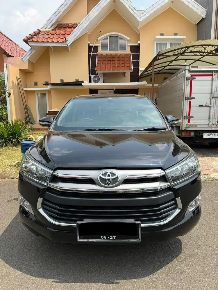 Kijang Innova V 2017