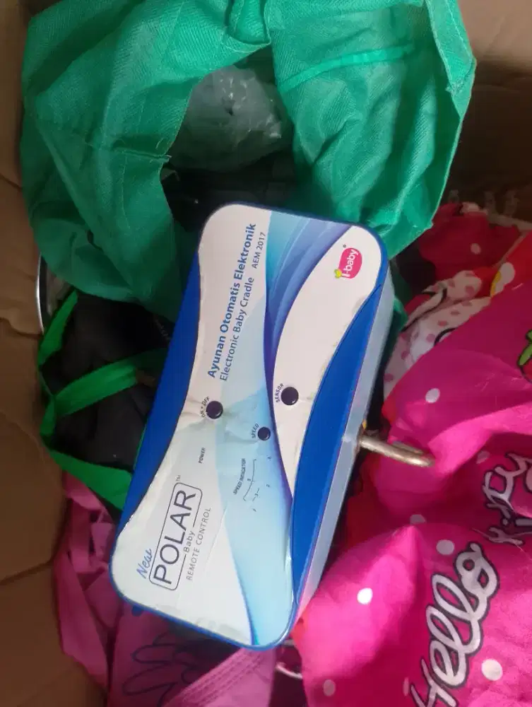 Mesin ayunan bayi per dan adaptor