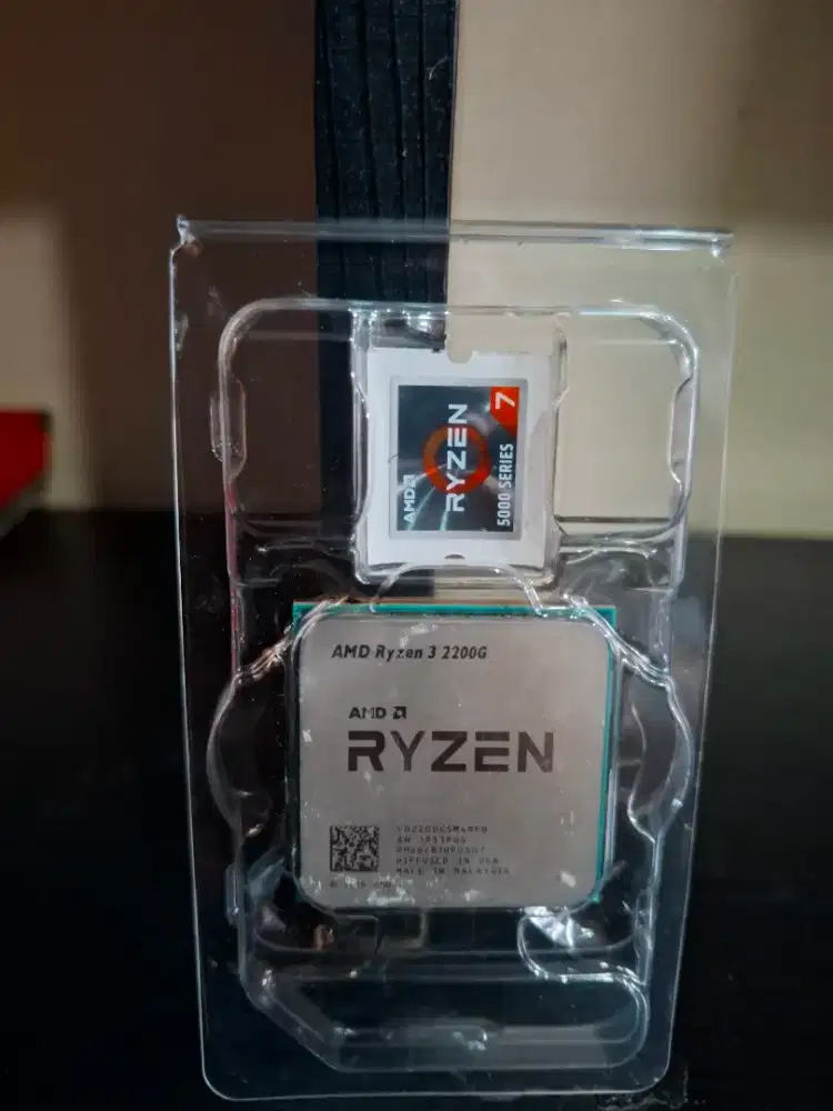 Ryzen 3 2200G APU AM4 Tray