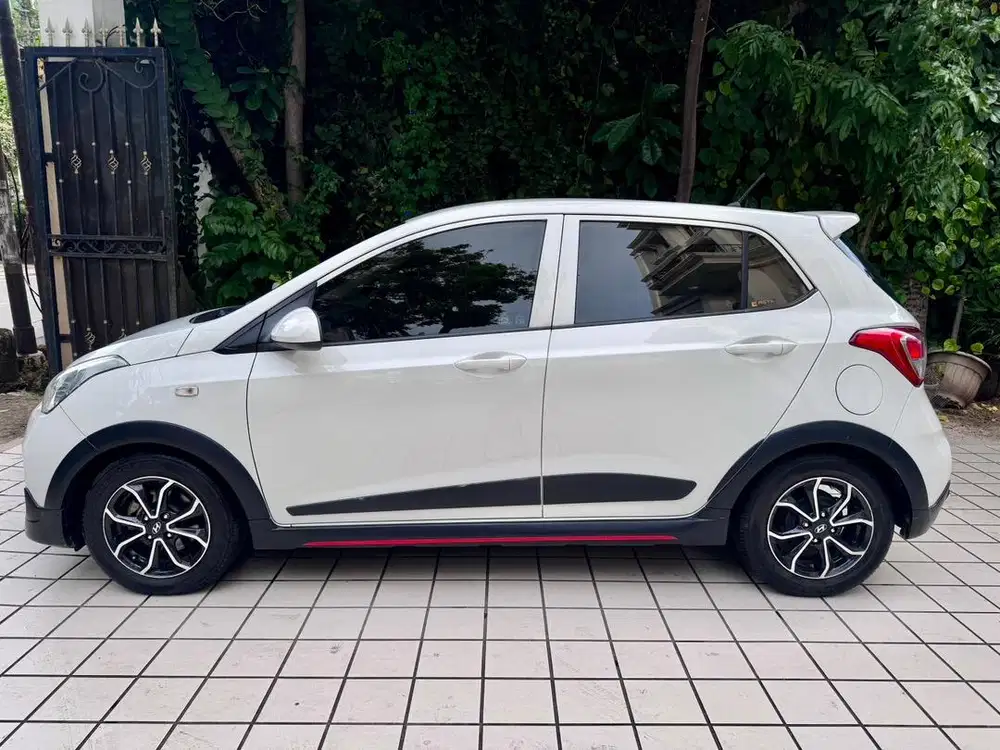 Hyundai Grand i10 Automatic Kilometer Rendah