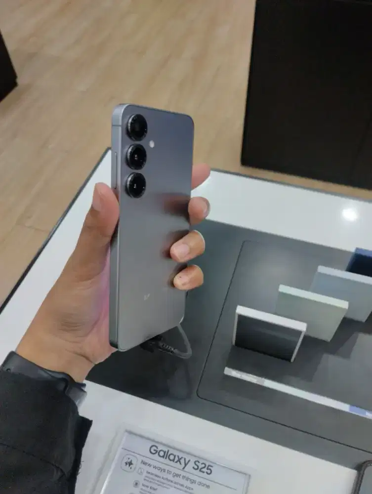Samsung Galaxy S25+