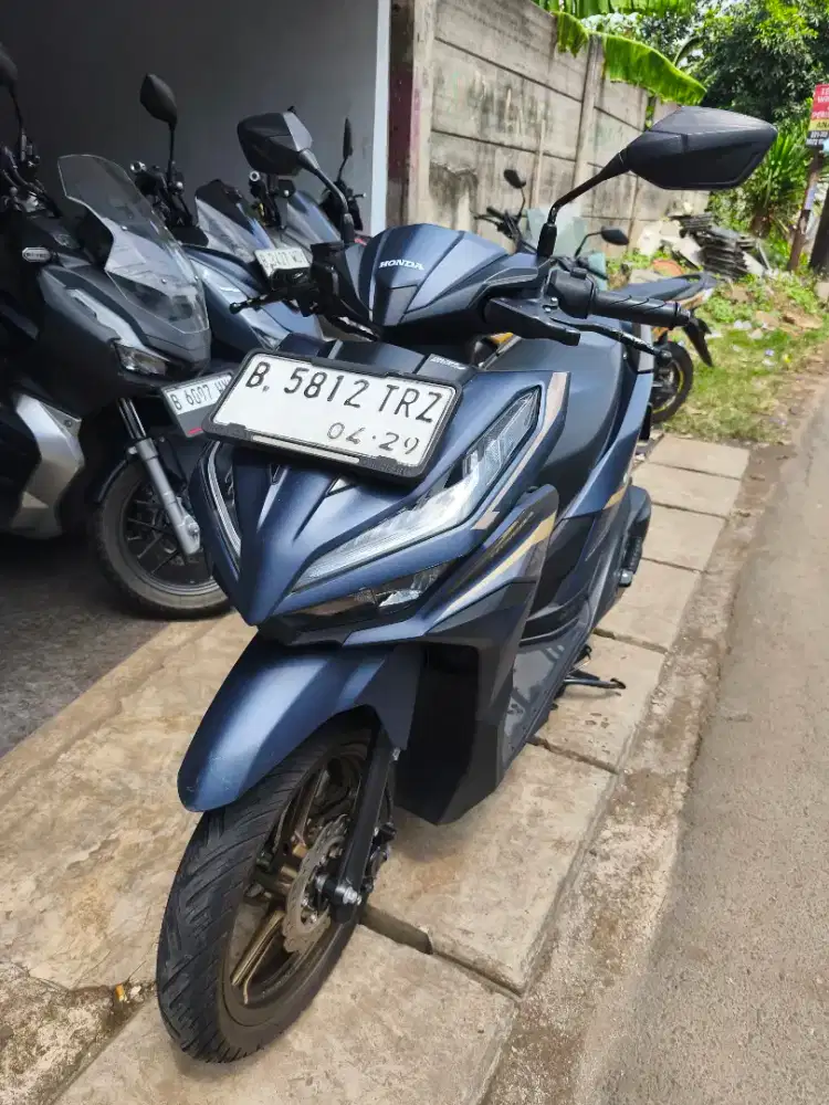 JUAL HONDA VARIO 125 2024 KM 27 RB
