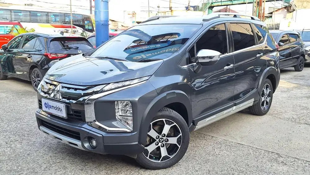 Pajak Panjang - Mitsubishi Xpander 1.5 Cross Premium Package AT 2019