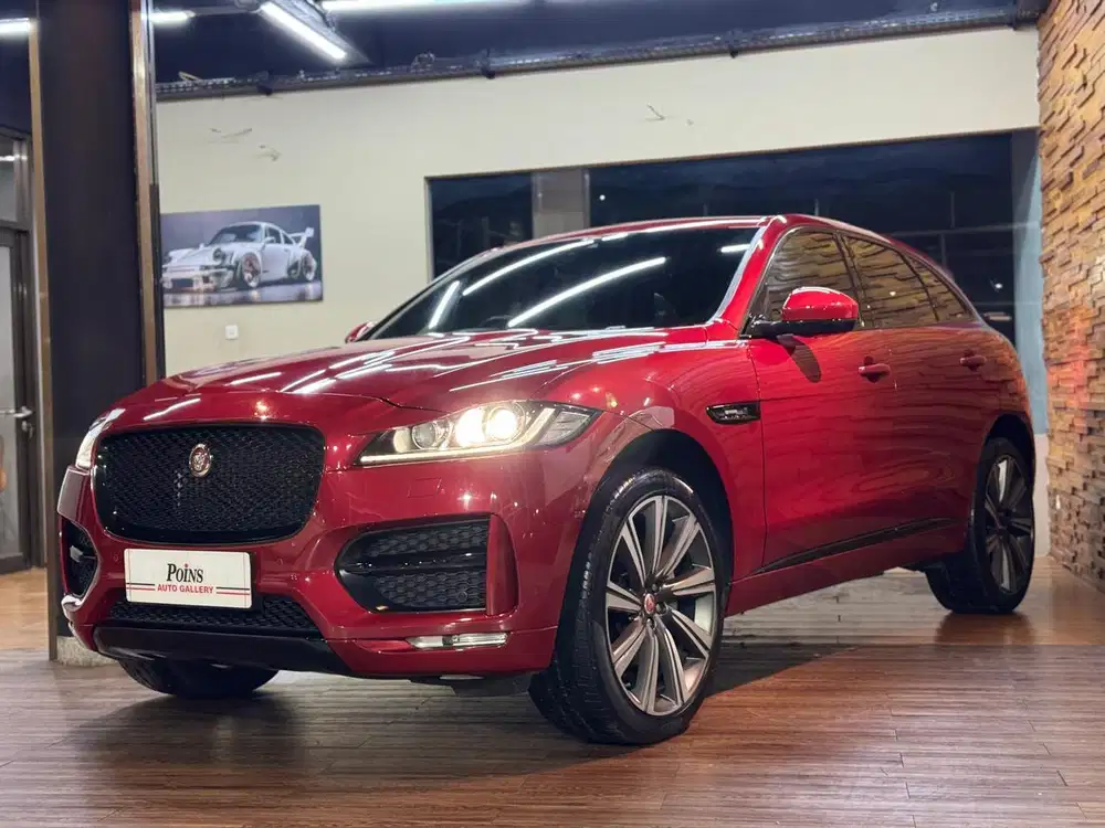 Jaguar F Pace nik 2016
