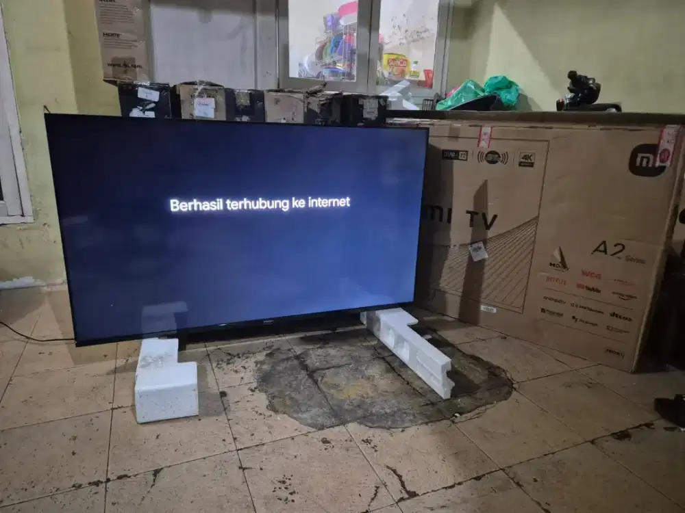 Jual tv android tampa stb like new