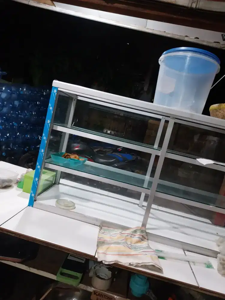 Dibutuhkan karyawan warung makan