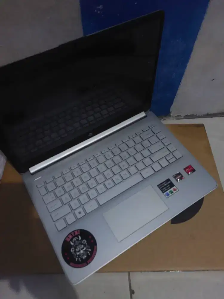 Laptop hp 14s-fq0576AU