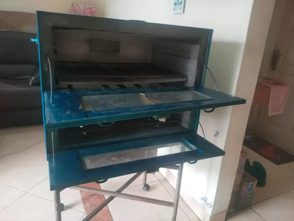 Oven gas masih bagus api biru untuk bikin roti dan pangang lain nya