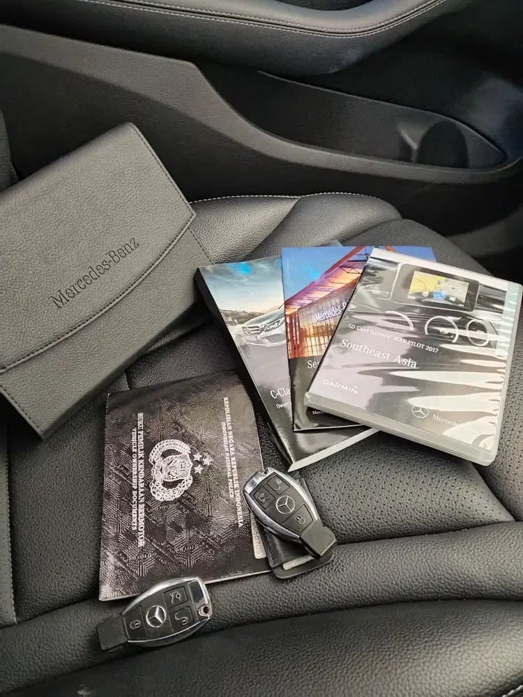 Mercedes-Benz C200 2017 Bensin