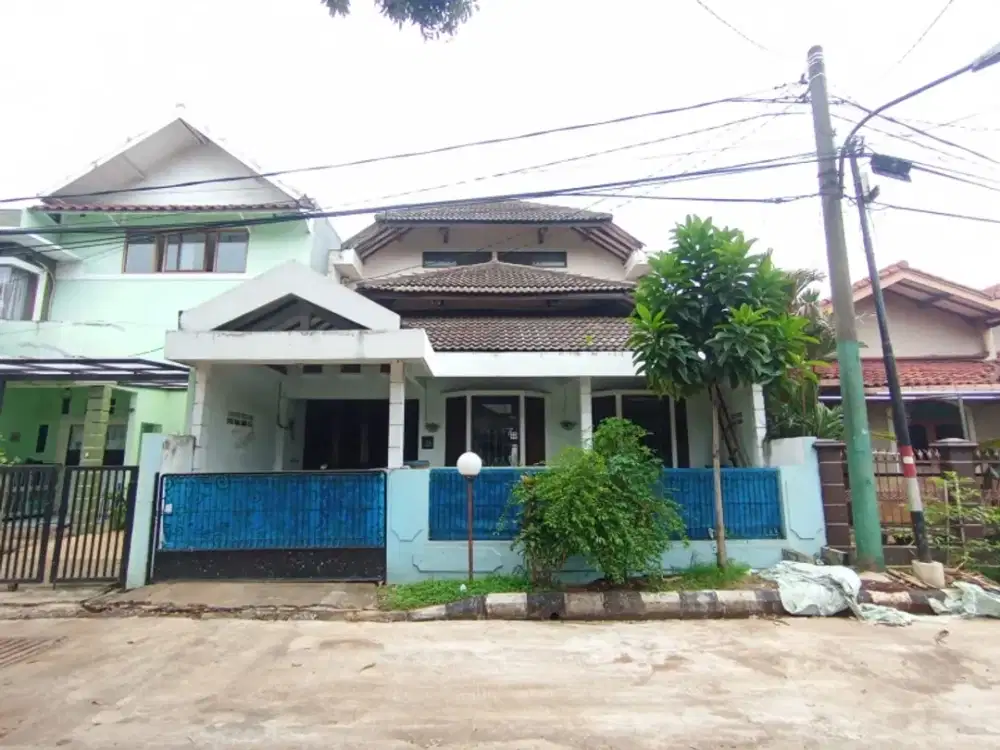 Rumah Lama LT 162m² di Jl Kuricang Bintaro Sek 3A Tangerang Selatan