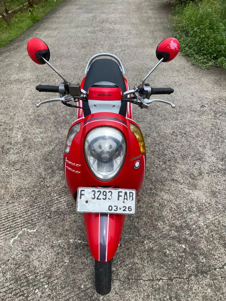 Nia: SCOOPY SPORTY PLAT F BOGOR PAJAK HIDUP SS LENGKAP